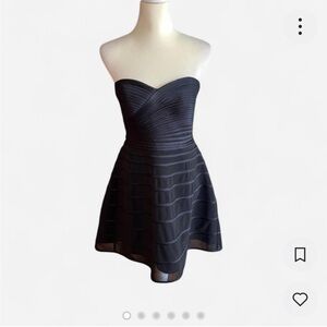 Halston Heritage Black Striped A-Line Strapless Dress Size 6